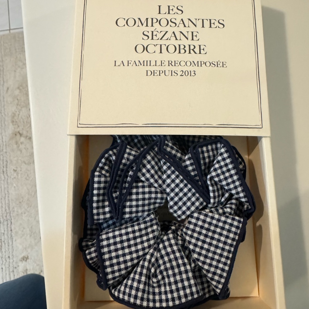 Sézane Gingham Scrunchie in Navy
